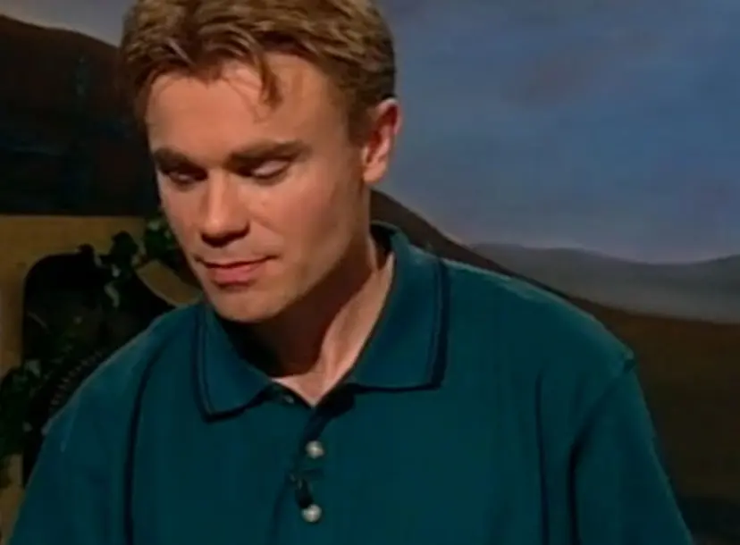 Neil Johnson in his CHRISTMAS LECTURE from 1999