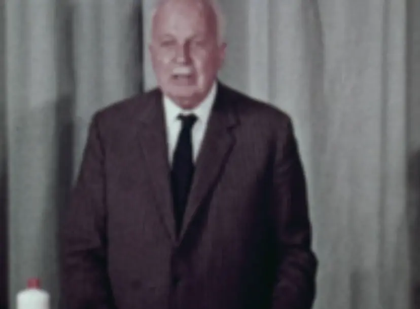 Still of Lawrence Bragg