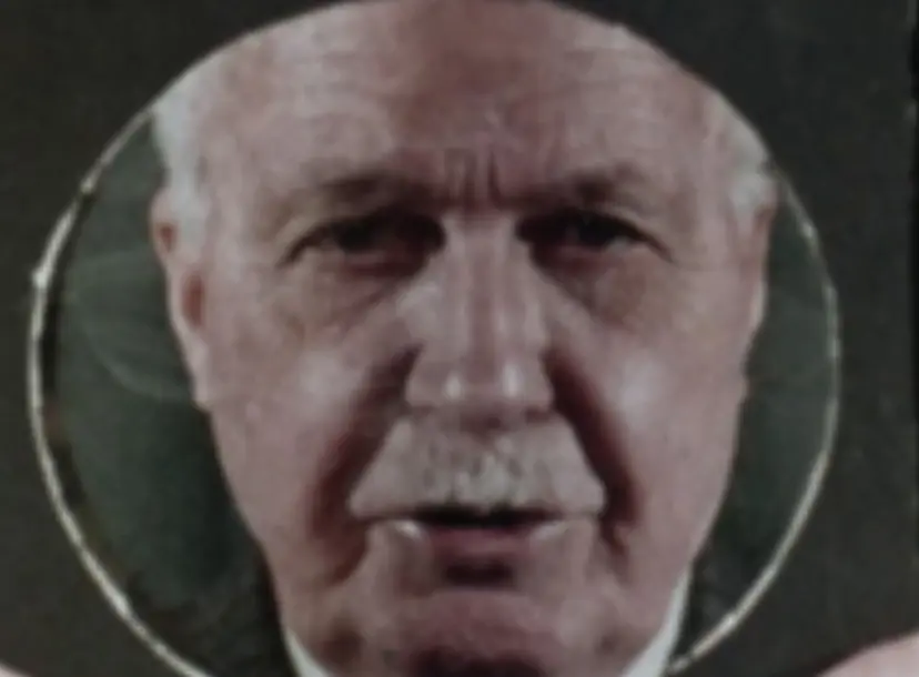 Still of Lawrence Bragg