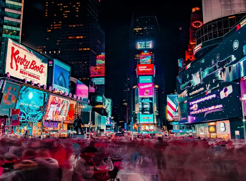 Busy night in Times square 