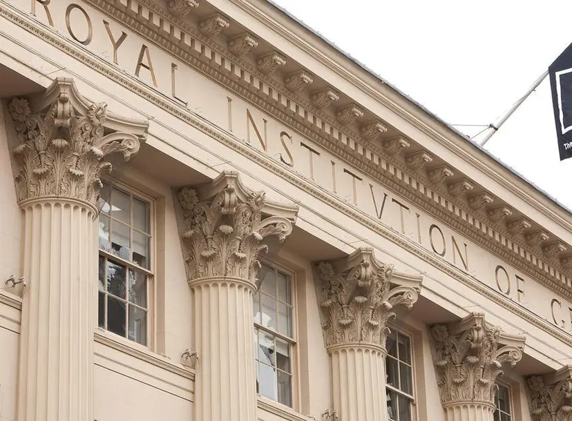 Frontage of the Ri