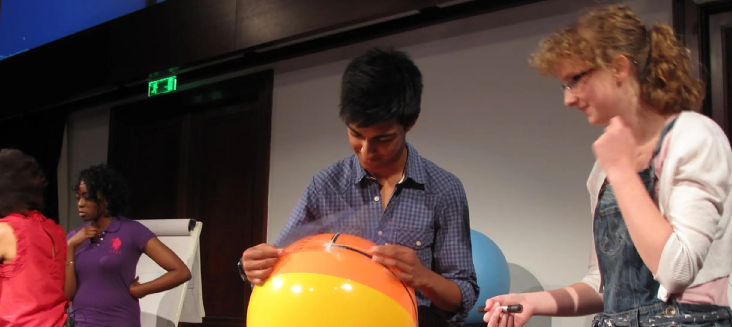 Secondary school sudents are encouraged to use mathematics creatively in an Ri Masterclass.