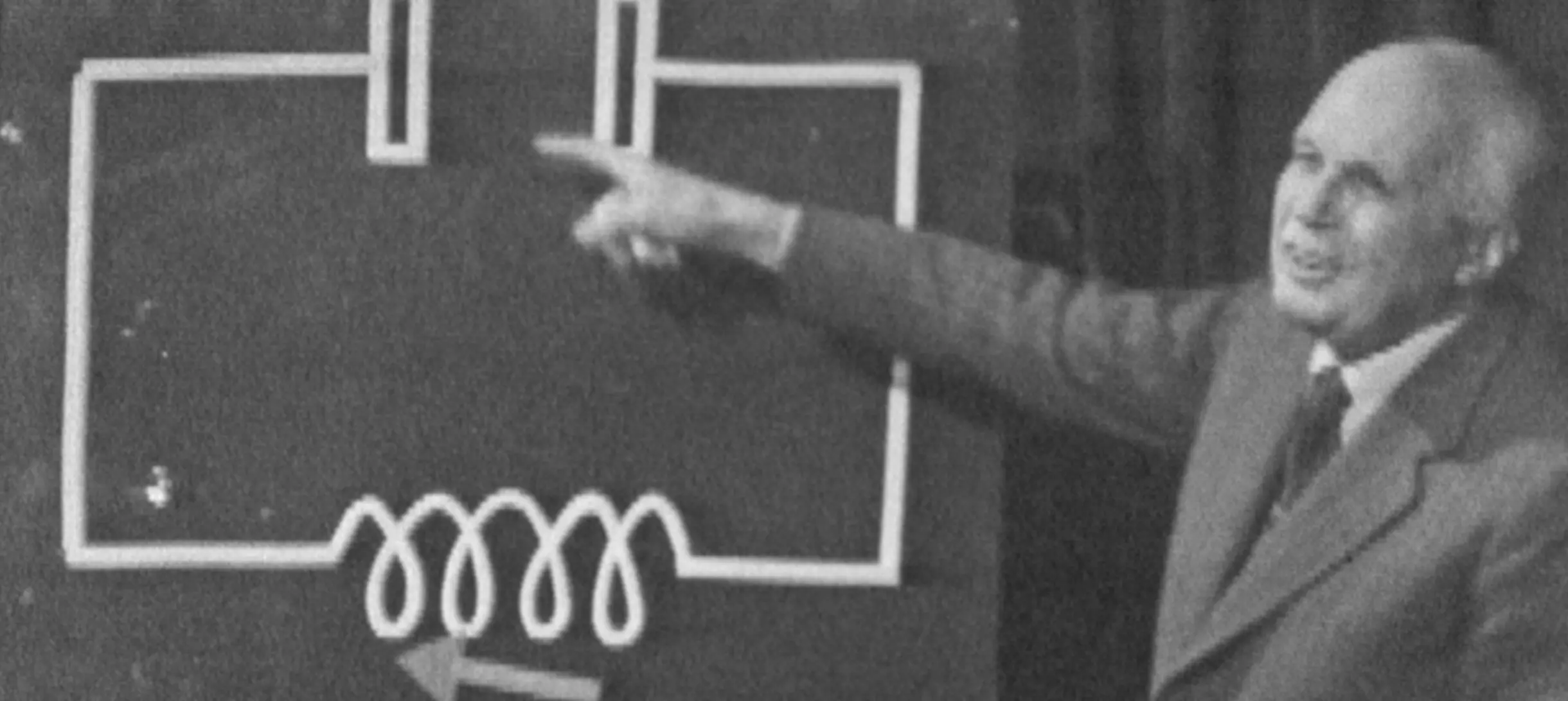 Lawrence Bragg presenting The Nature of Things.
