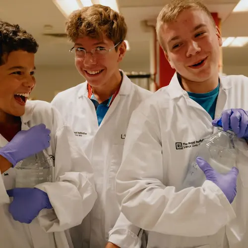 Schoolchildren in the YSC