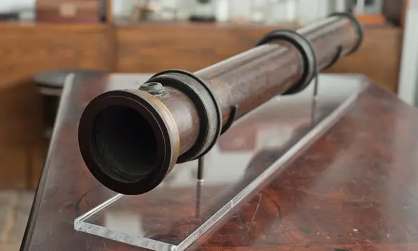 Tyndall's radiant heat apparatus