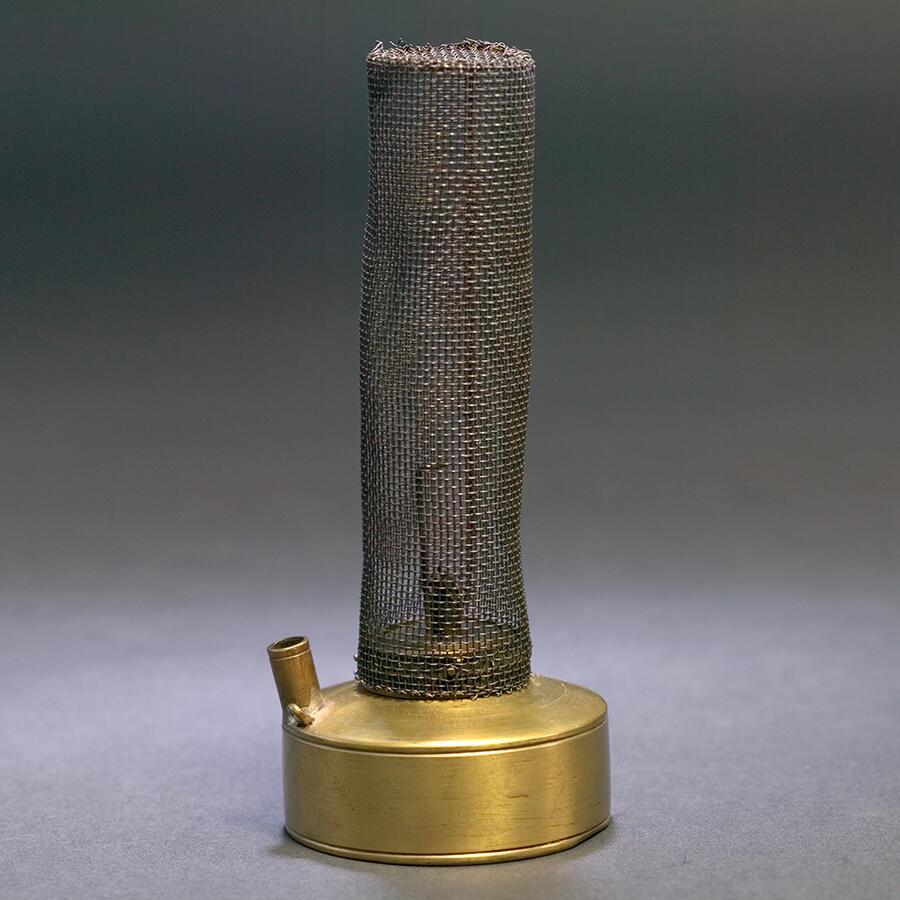 An image of the Davy lamp
