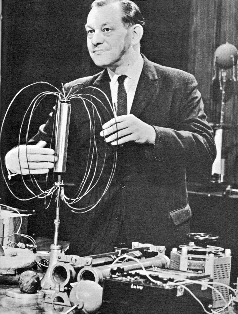 Eric Lathwaite lecturing