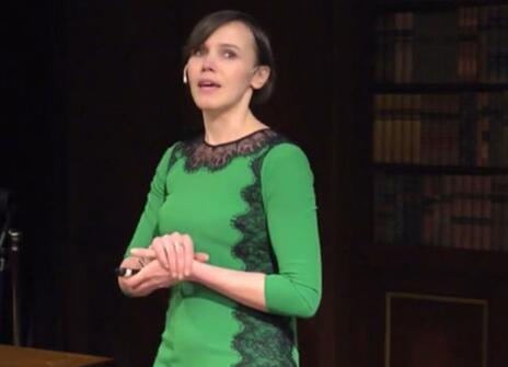 Aoife McLysaght giving a lecture in the Ri lecture theatre