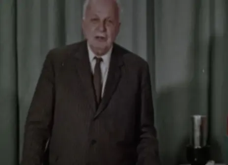 Still of Lawrence Bragg