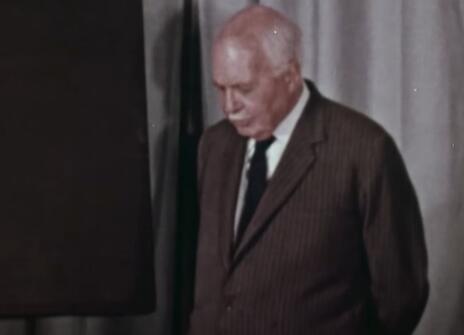 Still of Lawrence Bragg