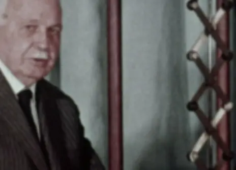 Still of Lawrence Bragg