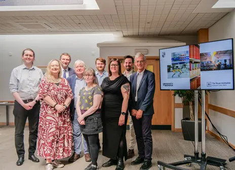 Members of the Ri and the university of Warwick