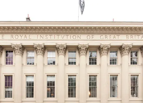 The Ri building