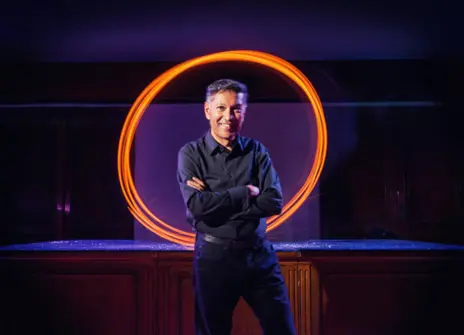 Exploring chemistry with Christmas Lecturer Saiful Islam