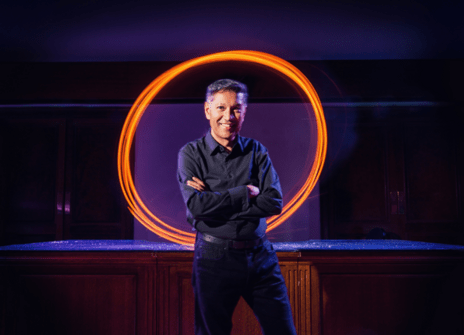 Exploring chemistry with Christmas Lecturer Saiful Islam