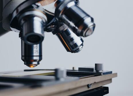 A microscope