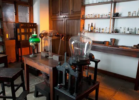 The Michael Faraday lab
