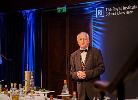 Andrew Szydlo gives a Discourse on chemistry in the Theatre
