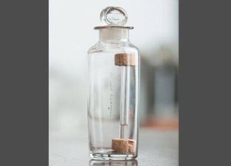 Image of Faraday's sample of benzene